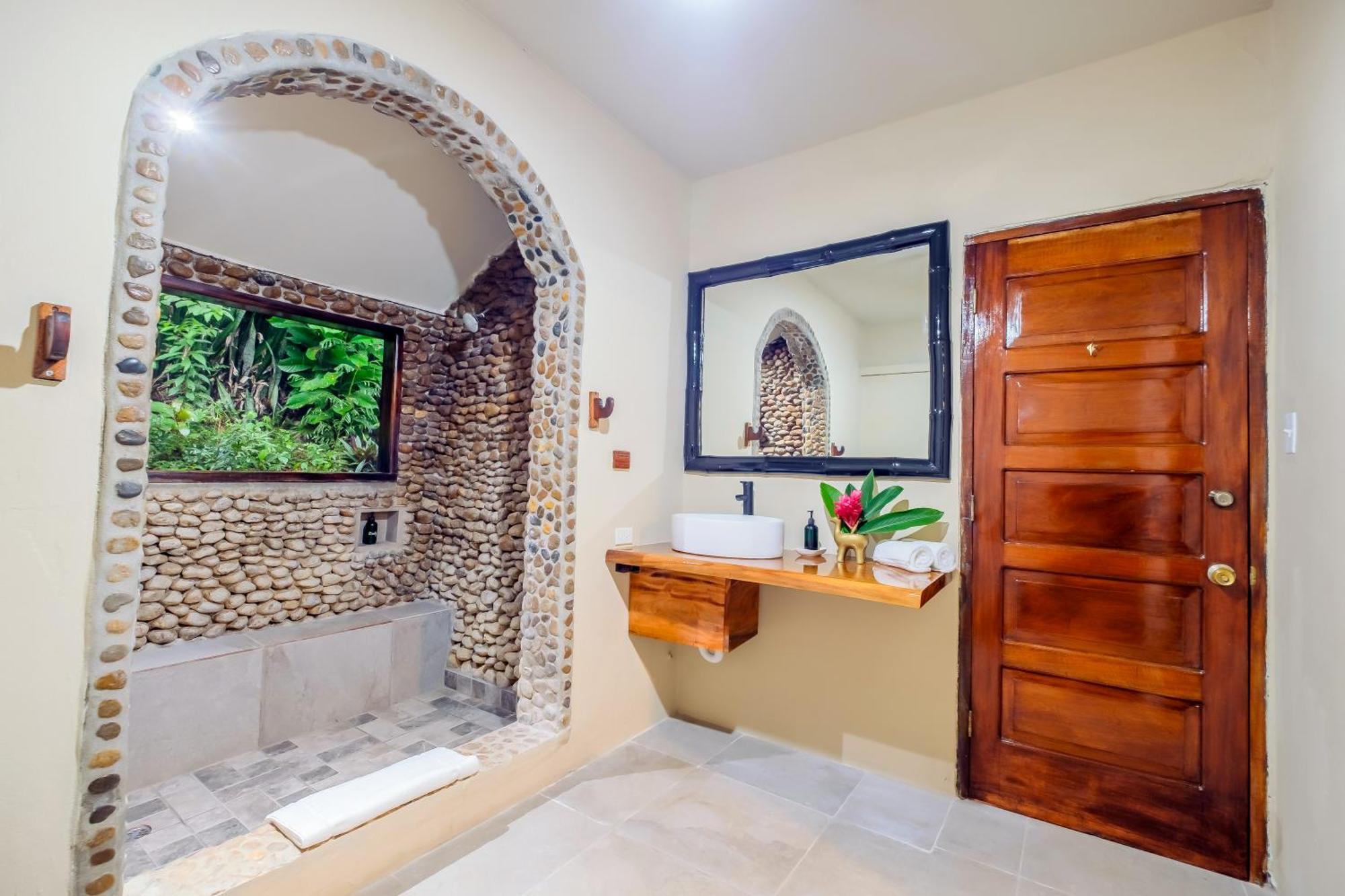 Sweet Songs Jungle Lodge San Ignacio Bagian luar foto