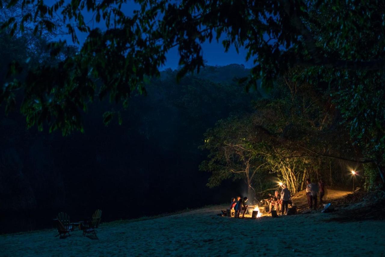 Sweet Songs Jungle Lodge San Ignacio Bagian luar foto